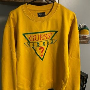 Guess sweatshirt
